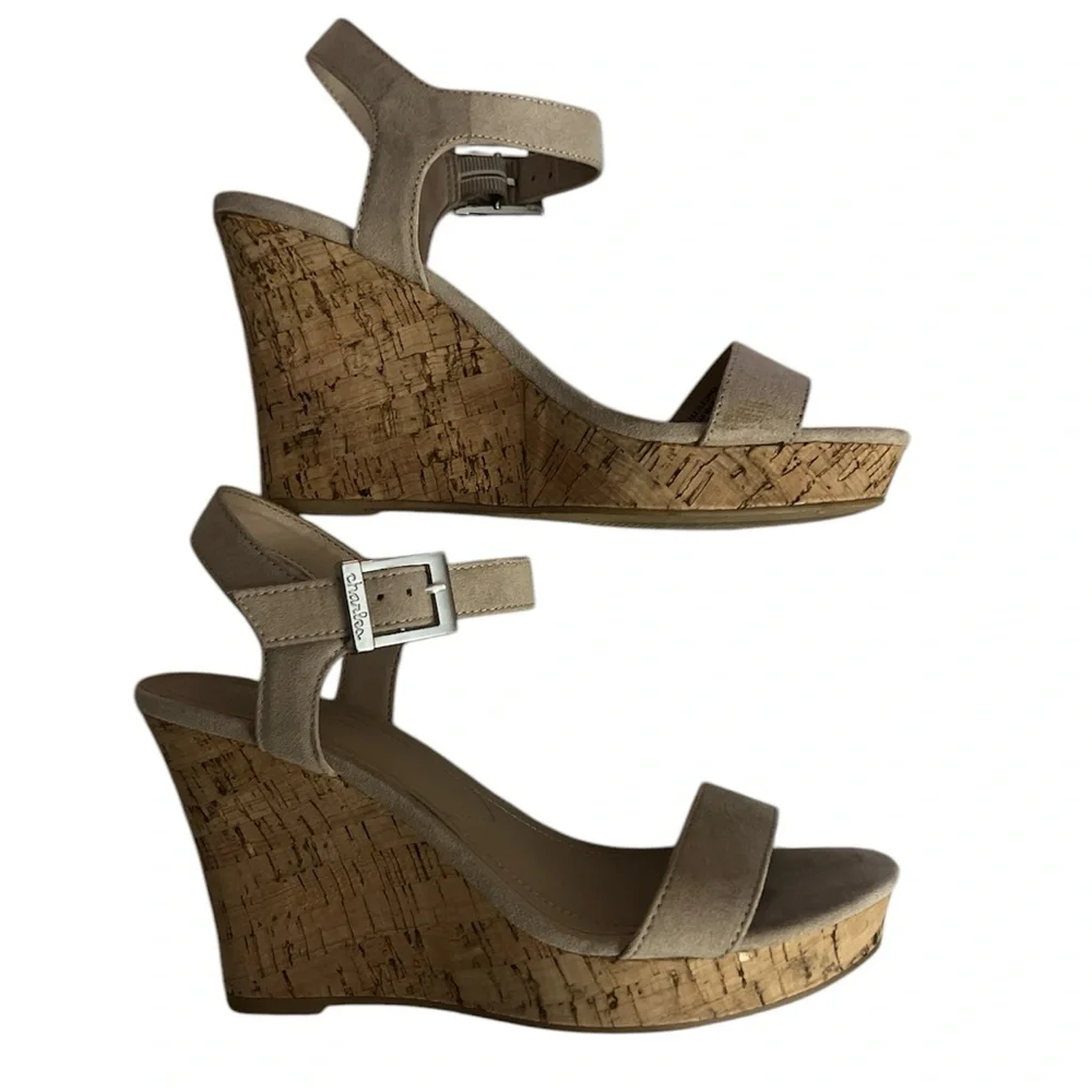 Charles By Charles David Woman's Wedge Sandals Size 6